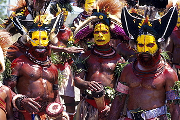 Papua New Guineans of Huli Tribe, Port Moresby Cultural Festival, Port Moresby, Papua New Guinea