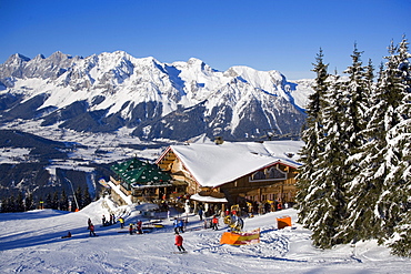 View over snow covered Schafalm to summit of the Dachsteinregion, Planai, Schladming, Ski Amade, Styria, Austria