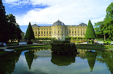 Europe, Germany, Bavaria, Wuerzburg, court garden of the Wuerzburger Residence