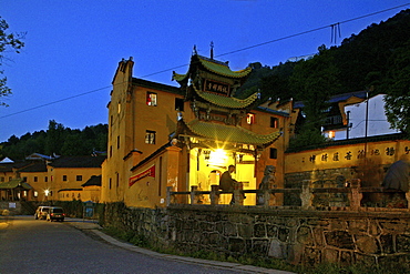 Jiuhua Shan Village, Zhiyuan Monastery, Jiuhuashan, Mount Jiuhua, mountain of nine flowers, Jiuhua Shan, Anhui province, China, Asia