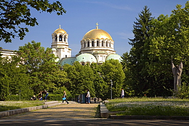 City park in front of Saint Alexander Nevski Cathedral, Sofia, Bulgaria, Europe