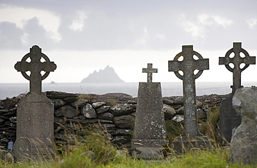 View to Skellig Michael from old cemetery St. Finian's Bay, Ring of Kerry, Ireland, Europe