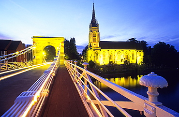 Europe, England, Buckinghamshire, Marlow, river Thames, All Saint church, bridge