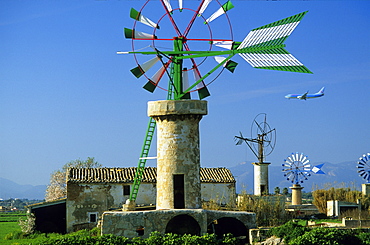 Europe, Spain, Majorca, near Sant Jordi, windmills