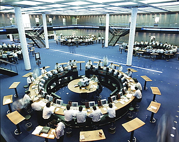 Switzerland, Zuerich, stock exchange, broker, interieur