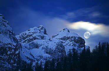 Moon above Peitlerkofel, Dolomites, South Tyrol, Alta Badia, Italy