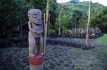 A sculptur at Marae Mahaiatea on the south coast of the island, Tahiti, French Polynesia, south sea