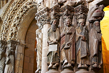 Sculptures by Meister Mateo, El Portico de la Gloria, westside of the cathedral, Catedral de Santiago de Compostela, Santiago de Compostela, Galicia, Spain