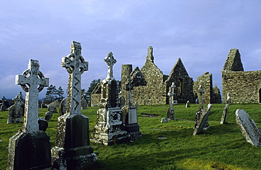 Europe, Great Britain, Ireland, Co. Offaly, ruins of the monastery of Clonmacnoise, near Athlone