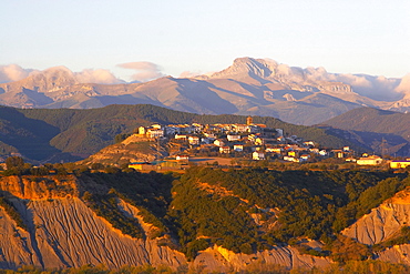 Sunset in the Pyrenees, mountain village of Berdun, Aragon, Spain, Europe