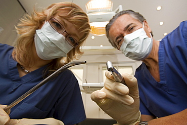 dental treatment, dentist, dental assistants, face masks, equipment, MR