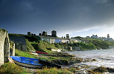 Europe, Great Britain, Ireland, Co. Cork, Roche's Point, lighthouse