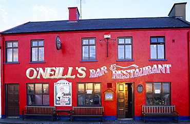 Europe, Great Britain, Ireland, Co. Cork, Ring of Beara, Pub O'Neill's in Allihies