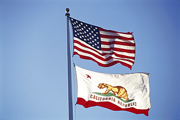 Bear Flag, Flag of California and the US Flag, Stars and Stripes, The Plaza, Sonoma Valley, California, USA