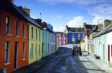 Painted houses in Eyeries, Beara peninsula, Co. Cork, Ireland, Europe