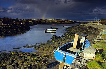 Landscape near Carna at low tide, Connemara, Co. Galway, Ireland, Europe