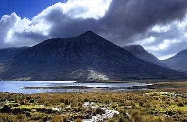 Landscape in the Connemara National Park, Connemara, Co. Galway, Ireland, Europe