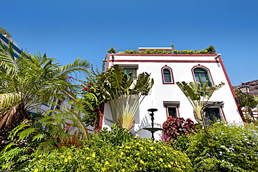 House in the sunlight, Puerto de Mogan, Gran Canaria, Canary Islands, Spain, Europe