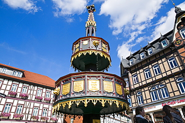 Fountain, hotel Weisser Hirsch, White Stag, Wernigerode, Harz, Saxony-Anhalt, Germany