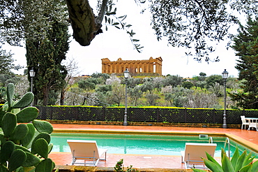 Temple of Concordia in the valley of temples, Agrigento, province Agrigent, South Coast, Sicily, Italy