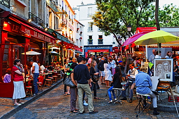 People in restaurants at the square Place du Tertre, Montmartre, Paris, France, Europe