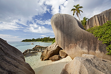 Granite rocks on the beach of Anse Source d'Argent, La Digue, Seychelles, Indian Ocean