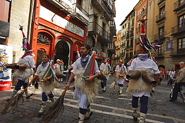 Bell dancers in the streets of Pamplona, Camino Frances, Way of St. James, Camino de Santiago, pilgrims way, UNESCO World Heritage, European Cultural Route, province of Navarra, Northern Spain, Spain, Europe