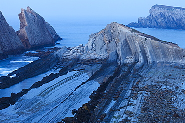 Rock formations along the coast of Arnia, Los Pielagos, Camino de la Costa, Camino del Norte, coastal route, Way of St. James, Camino de Santiago, pilgrims way, province of Cantabria, Cantabria, Northern Spain, Spain, Europe