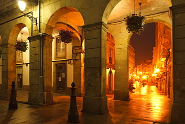 View of the pedestrian zone, calle Riego del Agua, Arcades, Praza Maria Pita, main square, La Coruna, A Coruna, Camino Ingles, Camino de Santiago, Way of Saint James, pilgrims way, province of La Coruna, Galicien, Nordspanien, Spanien, Europa