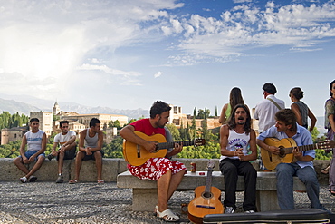 Flamenco musicians in front of the Alhambra, Albaicin, Granada, Andalusia, Spain, Europe