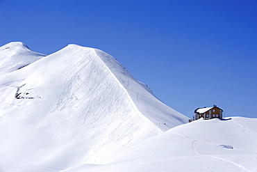 Hut, Carschina Huette beneath Schafberg, St. Antoenien, Praettigau, Grisons, Switzerland