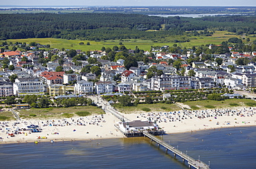 Pier and seaside resort at Ahlbeck, Island of Usedom, Mecklenburg Western Pomerania, Germany, Europe