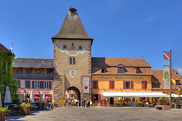 Restaurants at the Untertor in the sunlight, Turckheim, Alsace, France, Europe