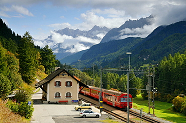 Railway station beneath Guarda, Lower Engadine, Grisons, Switzerland, Europe