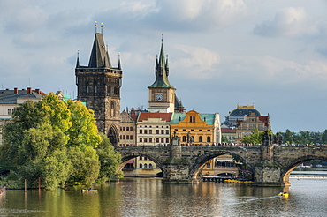 Karlsbridge with Altstadter bridgetower, Prague, Middle Bohemia, Czech Republik