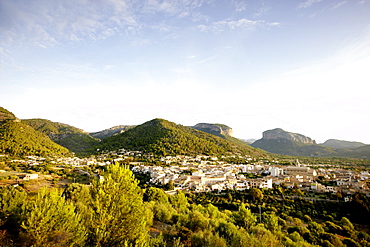 Small road MA-2100 running from Alaro village through the two mountains, Puig D`Alaro on the left and Puig de S`Alcadena on the right, near Alaro, Tramuntana mountains, Mallorca, Balearic Islands, Spain