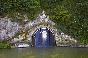 Entrance of the tunnel Tunnel at Thoraise in the Doubs-Rhine-Rhone-channel, Doubs, Region Franche-Comte, France, Europe