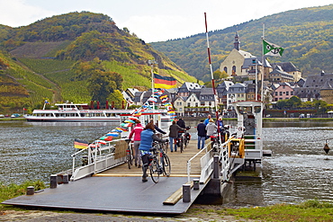 Ferry at Beilstein on the river Mosel, Rhineland-Palatinate, Germany, Europe