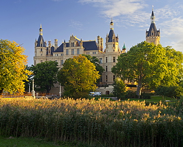 Schwerin castle, Schlossinsel, Schwerin, Innensee, Mecklenburg-Vorpommern, Germany