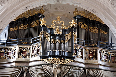 Pipe organ in the Stiftkirche (church), Duernstein in Wachau, Lower Austria, Austria