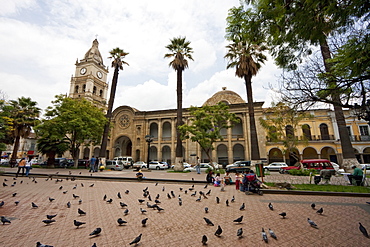 Metropolitan Cathedral and Plaza 14 de Septiembre, Cochabamba, Bolivia