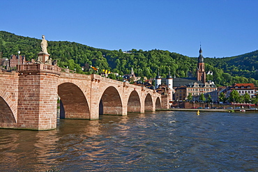 Carl-Theodor-BrâˆšÂºcke (Old Bridge) over the Neckar River, Heidelberg, Baden-WâˆšÂºrttemberg, Germany