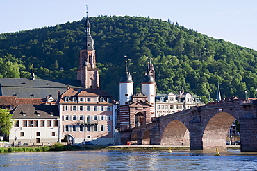 Carl-Theodor-BrâˆšÂºcke (Old Bridge) over the Neckar River, Heidelberg, Baden-WâˆšÂºrttemberg, Germany