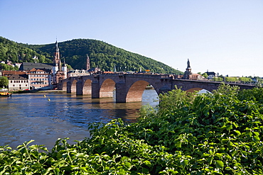 Carl-Theodor-BrâˆšÂºcke (Old Bridge) over the Neckar River, Heidelberg, Baden-WâˆšÂºrttemberg, Germany