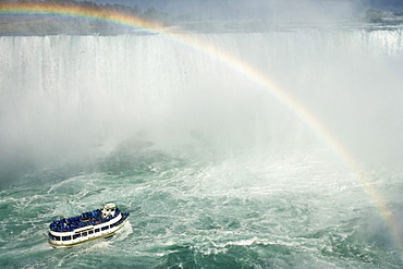 Horseshoe Falls and the Maid of the Mist, Niagara Falls, Ontario, Canada