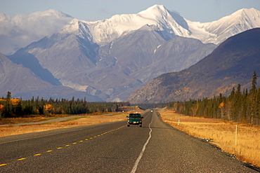 Kluane Mountain Range while approaching Haines Junction from Whitehorse, Yukon