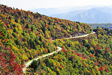 Road curving through mountain landscape in autumn, Blue Ridge Parkway National Park, North Carolina