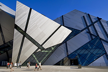 Royal Ontario Museum, designed by Daniel Leibskind, Toronto, Ontario