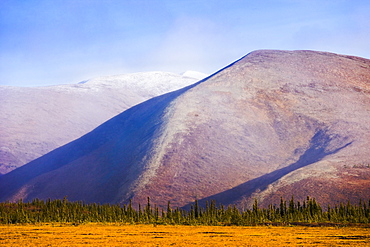 Fall colours and Richardson Mountains along Dempster Highway, Yukon