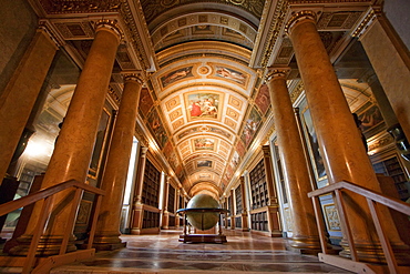 Gallery of Diana in the Palace of Fontainebleau, Fontainebleau, Seine-et-Marne, France